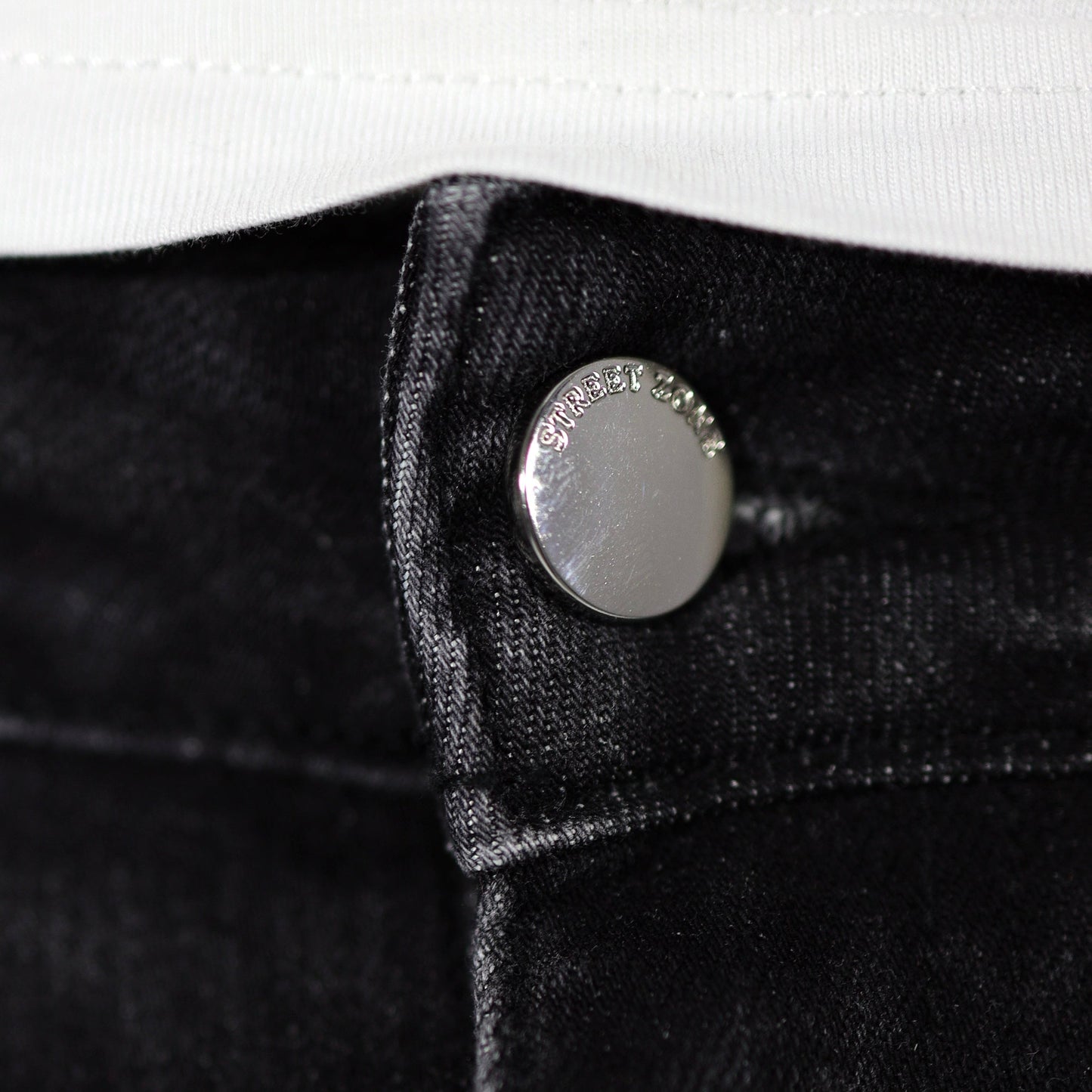 𝓢𝓽𝓻𝓮𝓮𝓽𝓩𝓸𝓷𝓮 flare jeans