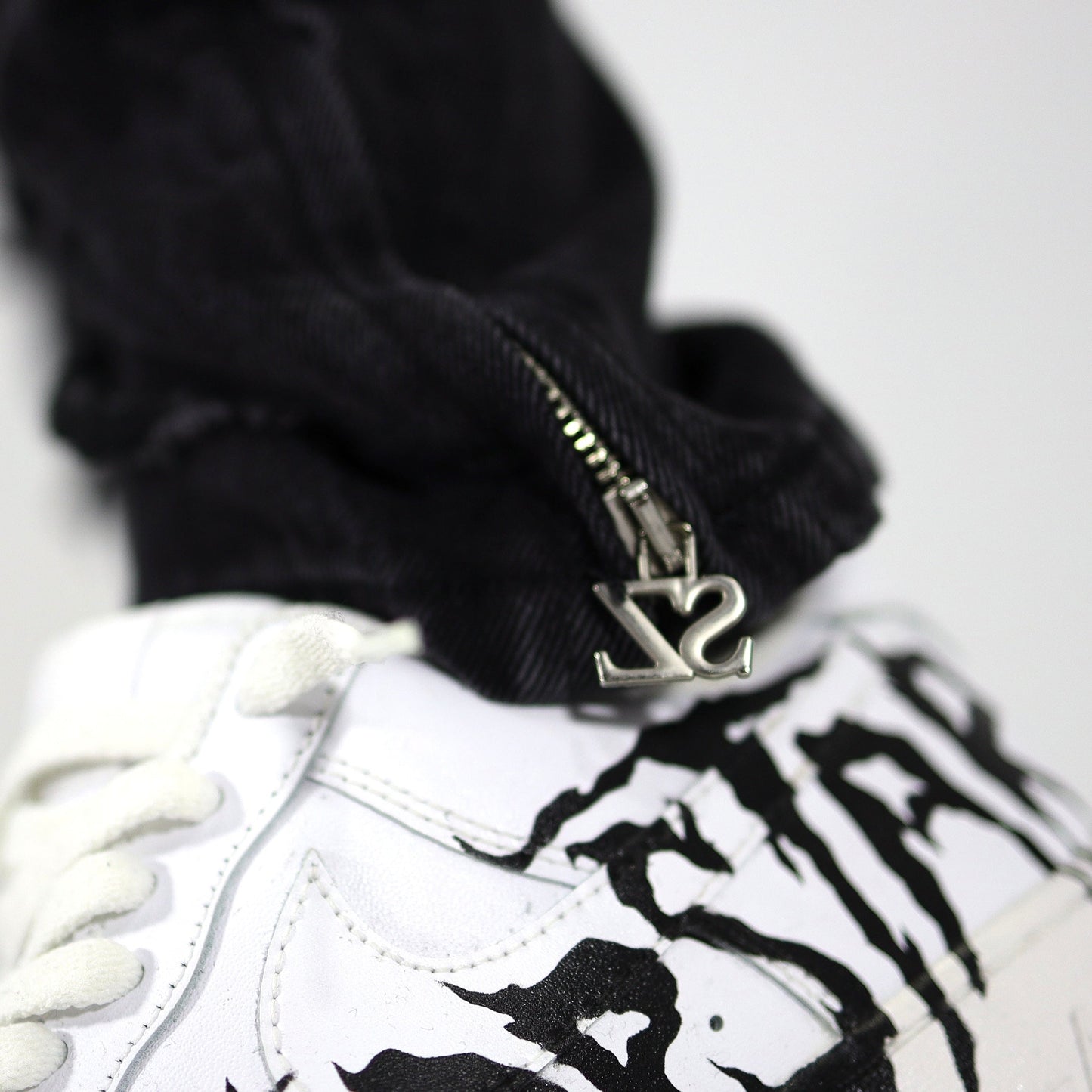 Black Distressed jeans