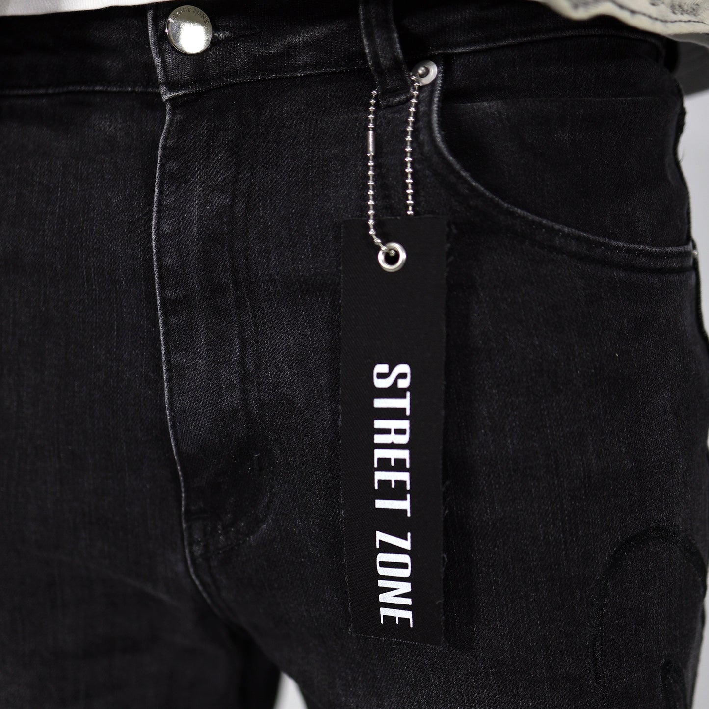 𝓢𝓽𝓻𝓮𝓮𝓽𝓩𝓸𝓷𝓮 flare jeans