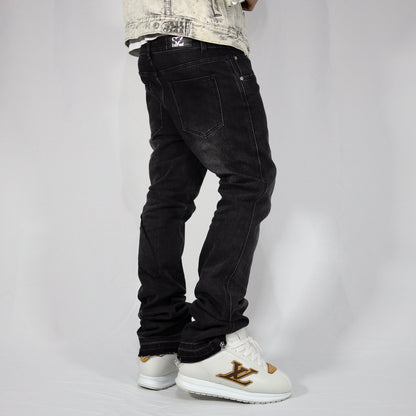 𝓢𝓽𝓻𝓮𝓮𝓽𝓩𝓸𝓷𝓮 flare jeans