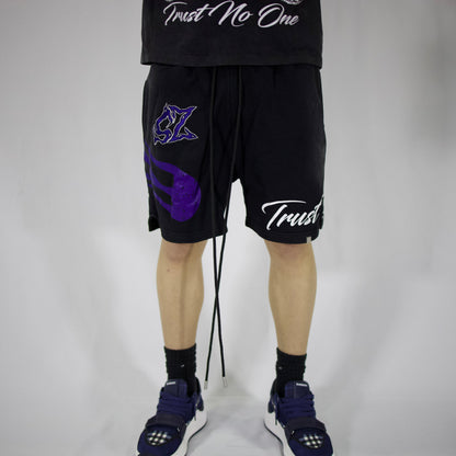 𝓣𝓻𝓾𝓼𝓽 𝓝𝓸 𝓞𝓷𝓮 short