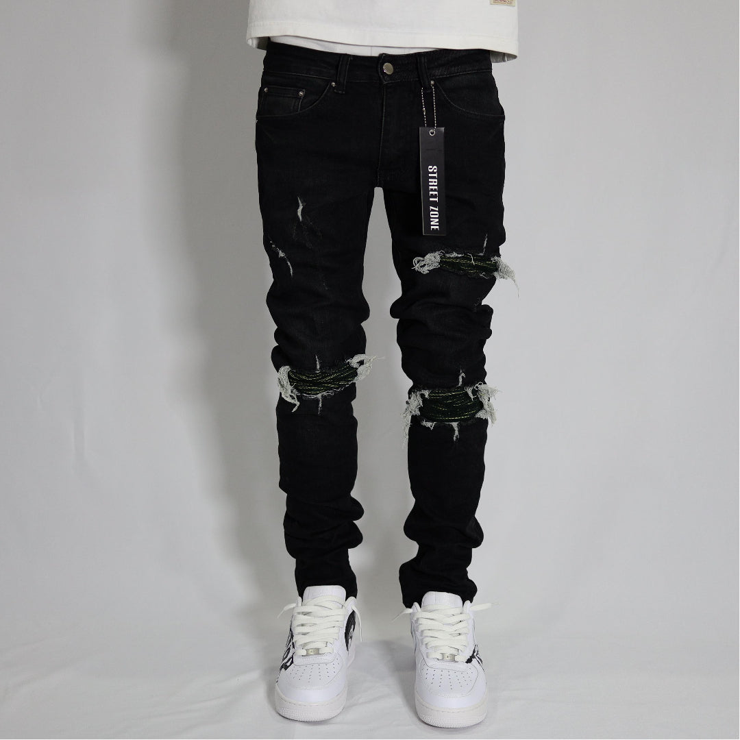 BLACK RIPPED JEANS
