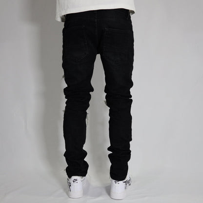 BLACK RIPPED JEANS