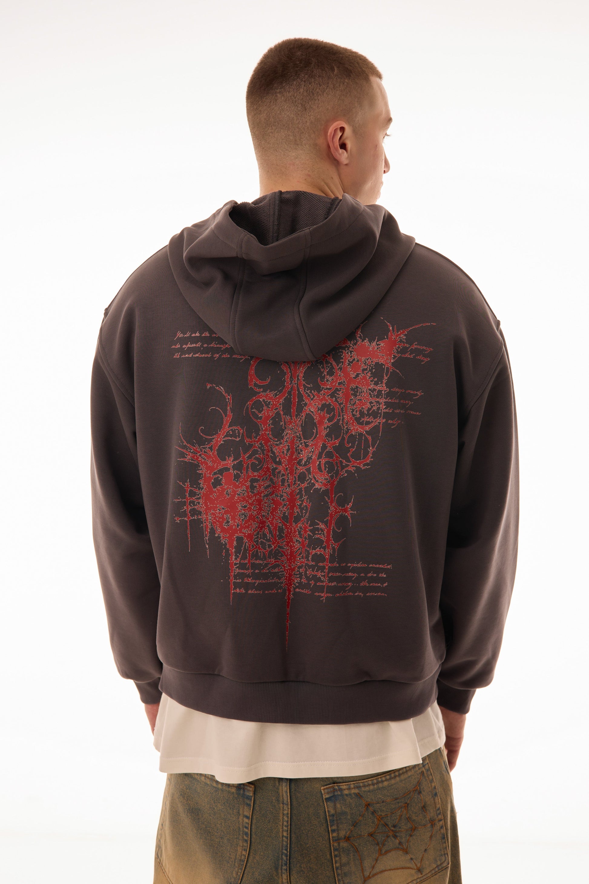 Relic Grey Zip Up Hoodie – vedere spate cu print roșu abstract, hanorac oversized 500 GSM, streetwear premium Skyweb